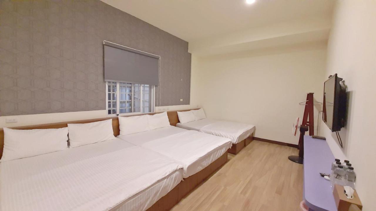 Home Sweet Beach Hotel Xiaoliuqiu Exterior foto