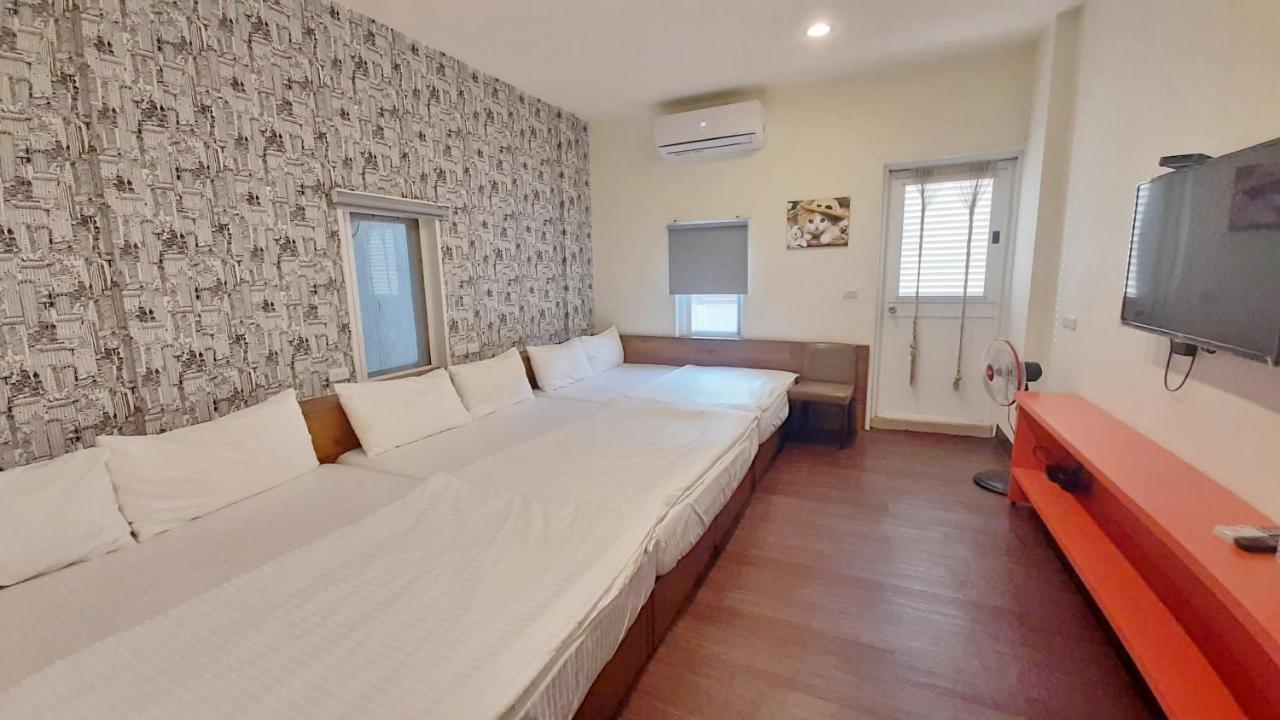 Home Sweet Beach Hotel Xiaoliuqiu Exterior foto